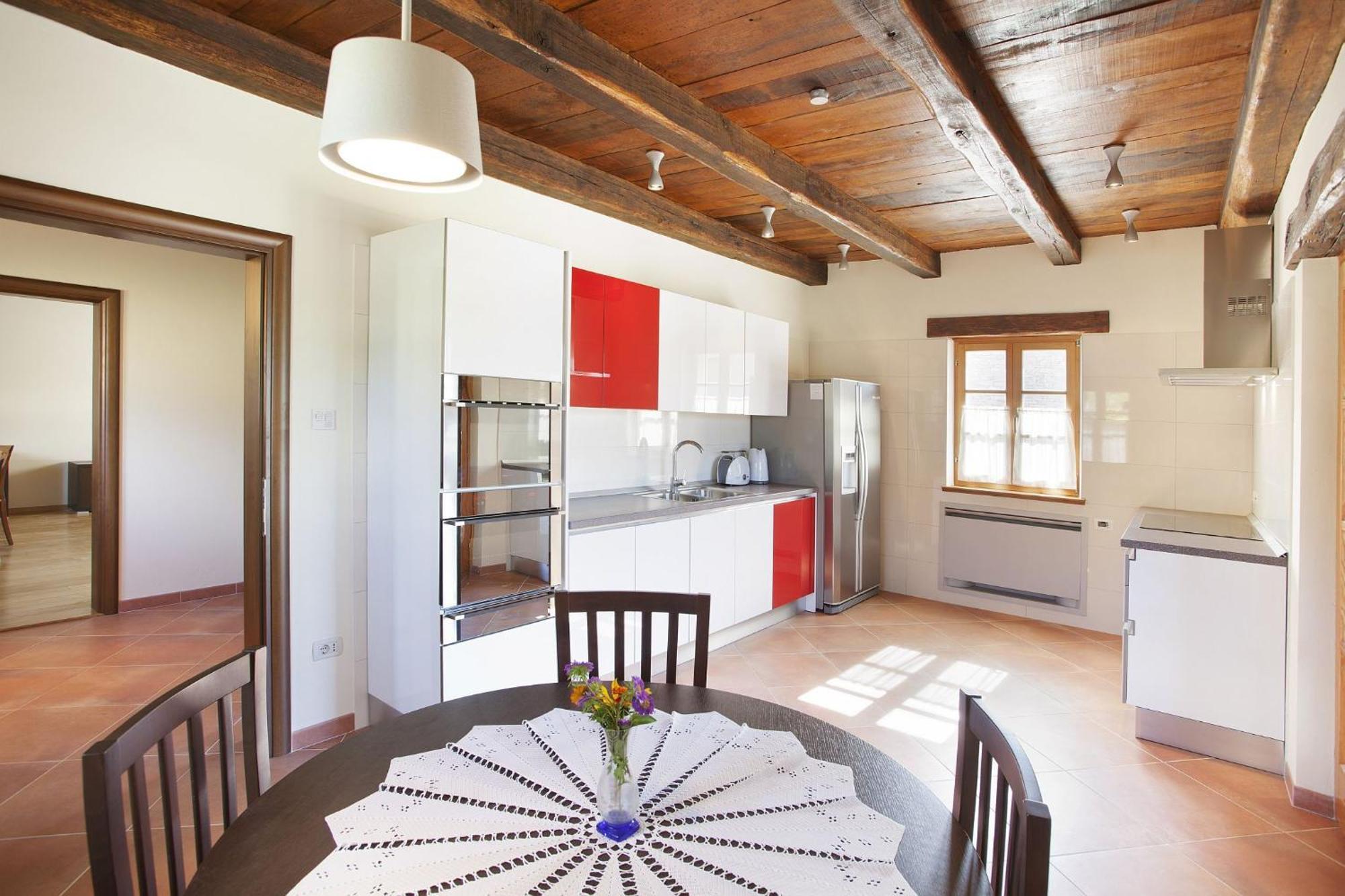 Villa Poropati, Groznjan, Istria - Luxury Countryside Estate For Up To 19 Persons - Large Pool Of 80M2 With Kids Section エクステリア 写真